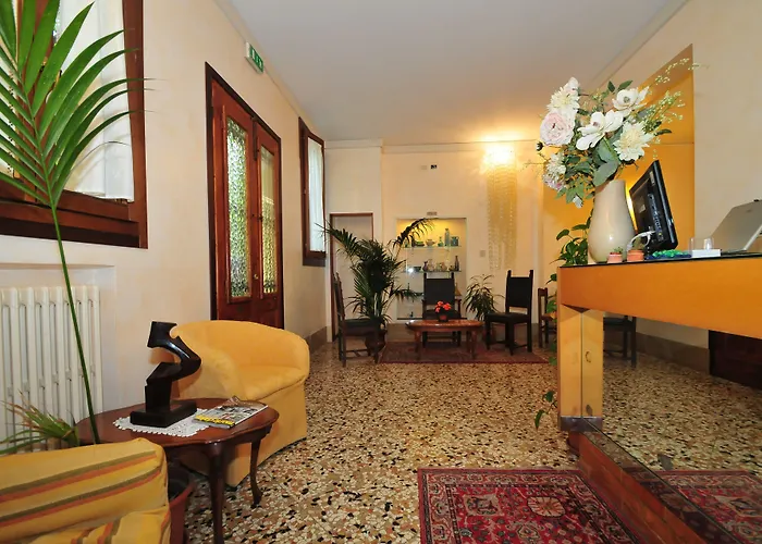 Sant'anna Hotel *