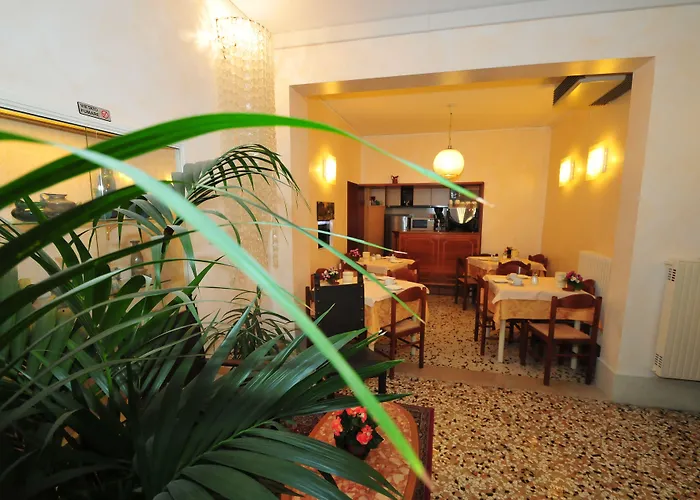 Sant'anna Hotel *