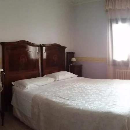 Sant'anna Otel *